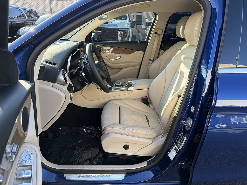 Used 2018 Mercedes-Benz GLC 300 image 18