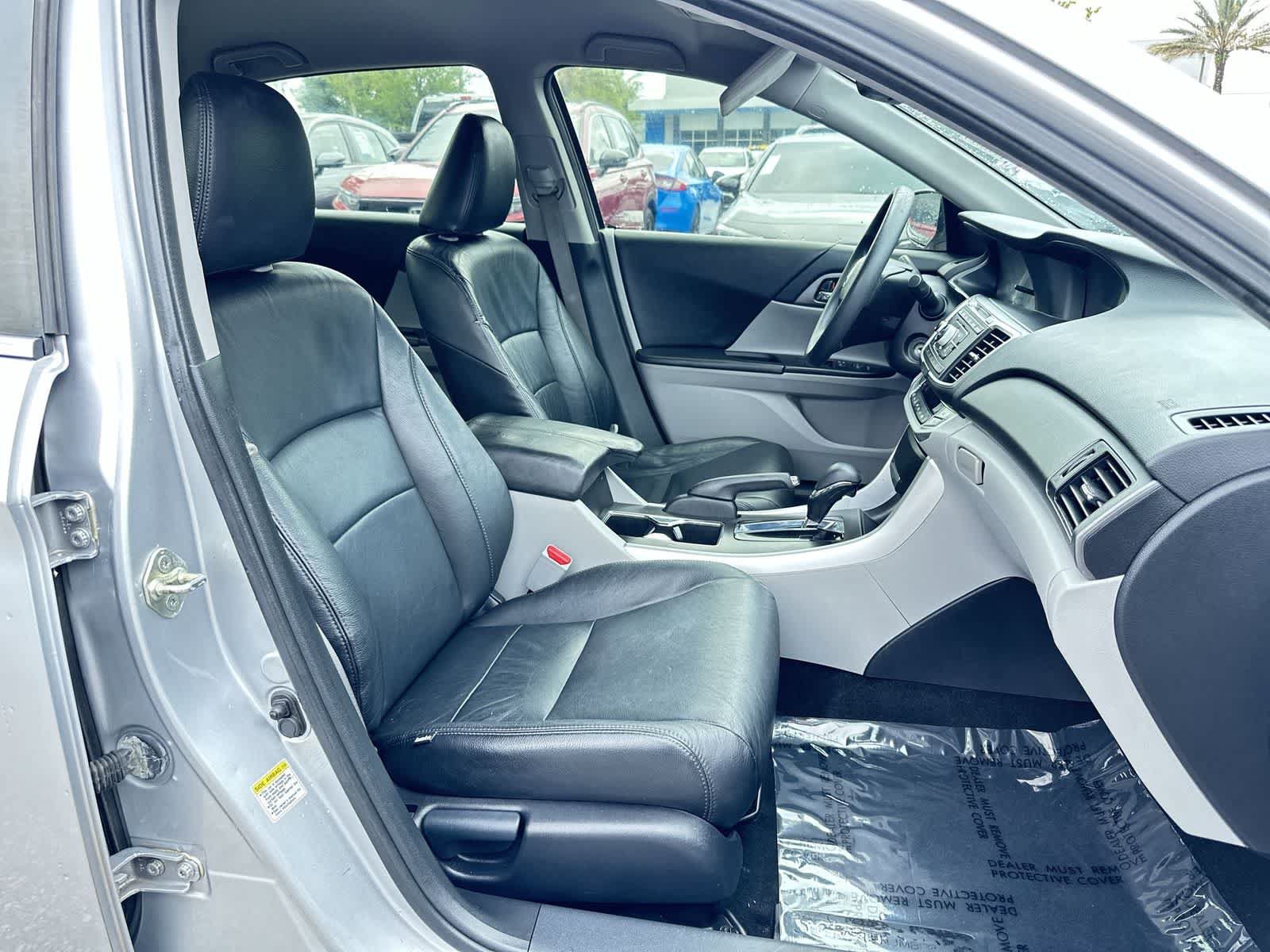 Used 2013 Honda Accord LX image 18