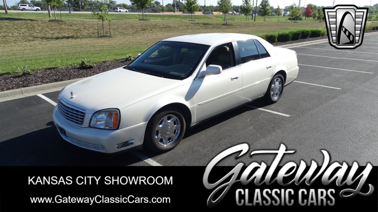 Used 2002 Cadillac De Ville w/ Comfort/Convenience Pkg