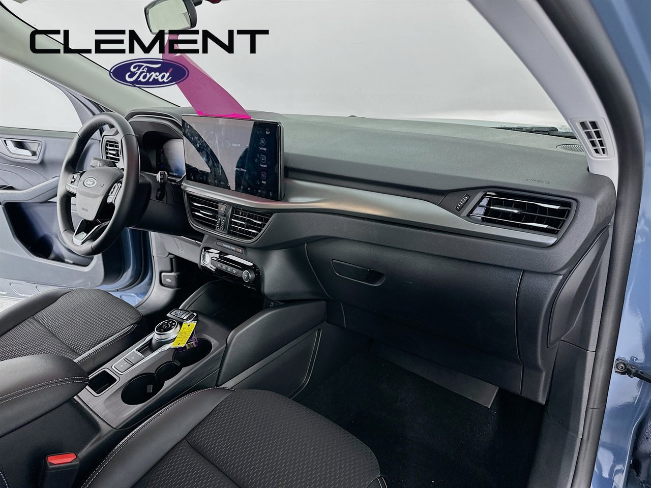 New 2025 Ford Escape SE FWD image 31