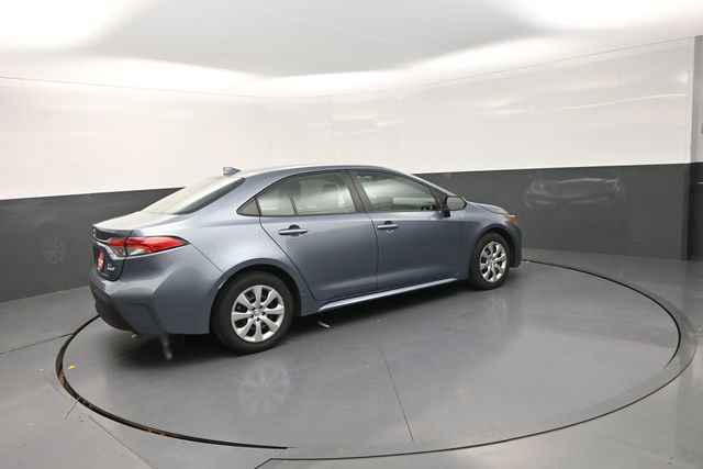 Used 2024 Toyota Corolla LE FWD image 6