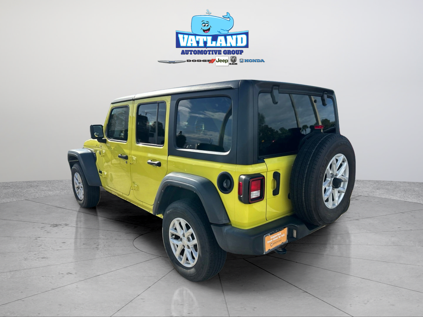 Used 2023 Jeep Wrangler Unlimited Sport AWD/4WD image 3