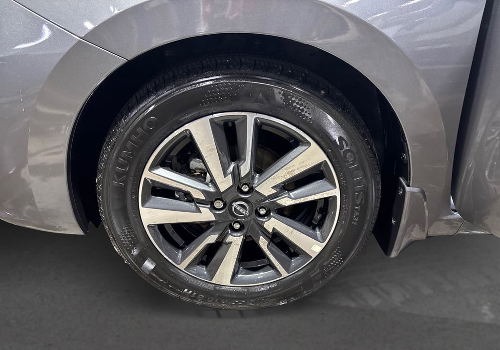 Used 2025 Nissan Versa SV w/ Trunk Package image 12