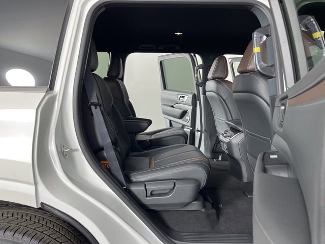 New 2026 Nissan Armada SL w/ Captain's Chari Seat Package image 47