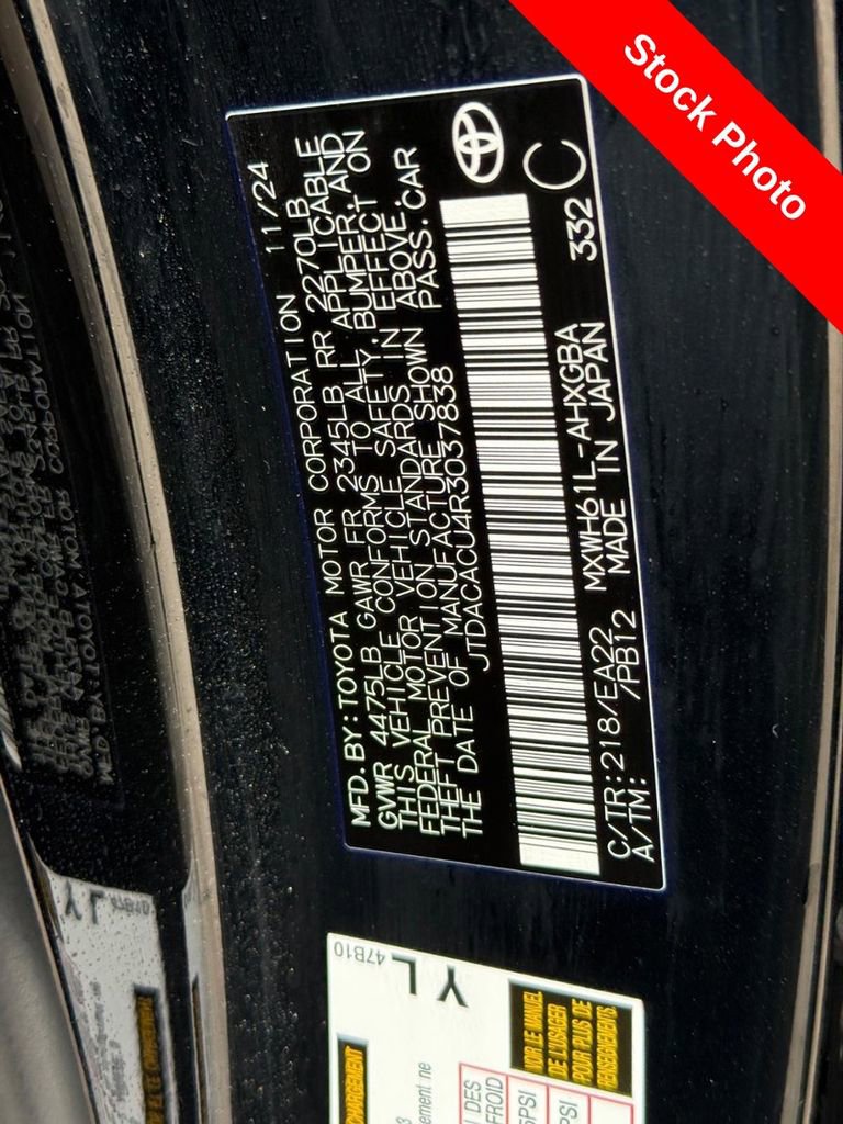 Used 2024 Toyota Prius Prime FWD image 30
