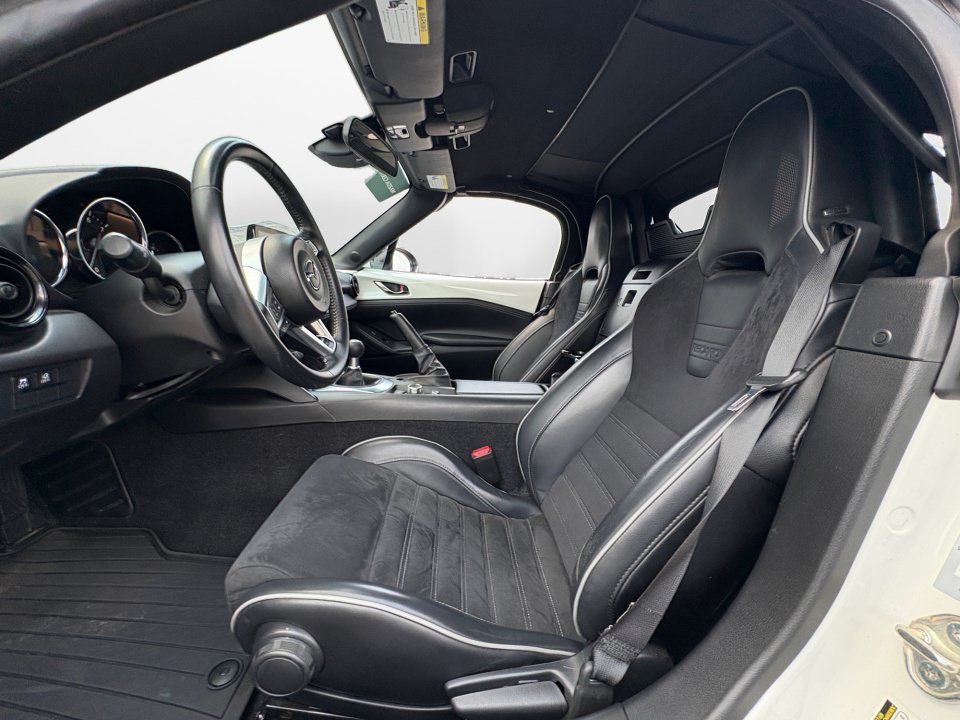 Certified 2023 MAZDA MX-5 Miata Club w/ Brembo/BBS Recaro Package RWD image 13