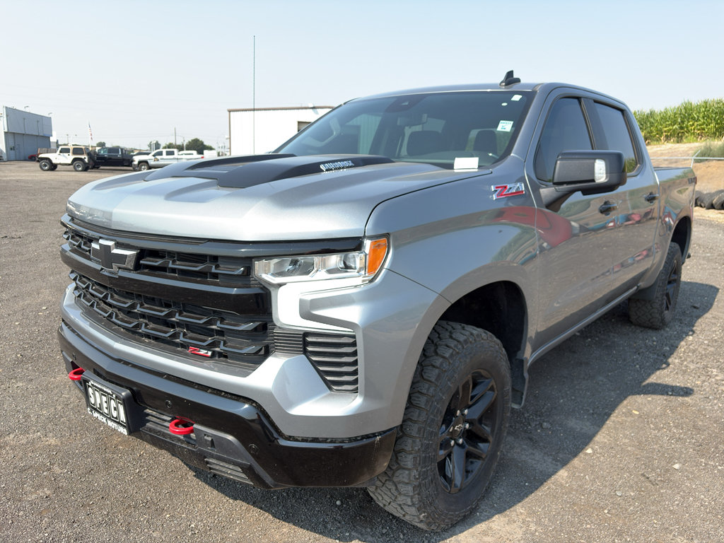 Used 2024 Chevrolet Silverado 1500 LT Trail Boss w/ Convenience Package II AWD/4WD image 17