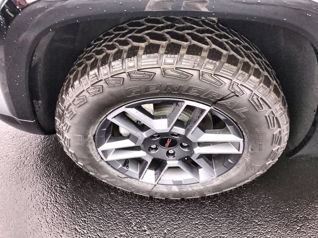 New 2026 GMC Terrain AT4 AWD/4WD image 10