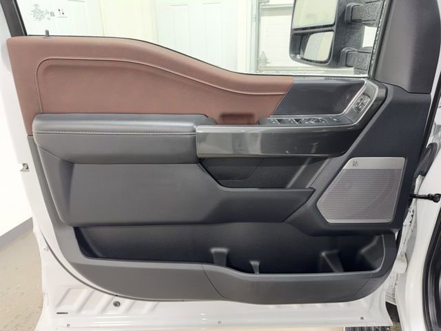 Used 2023 Ford F150 Lariat w/ Equipment Group 502A High image 10