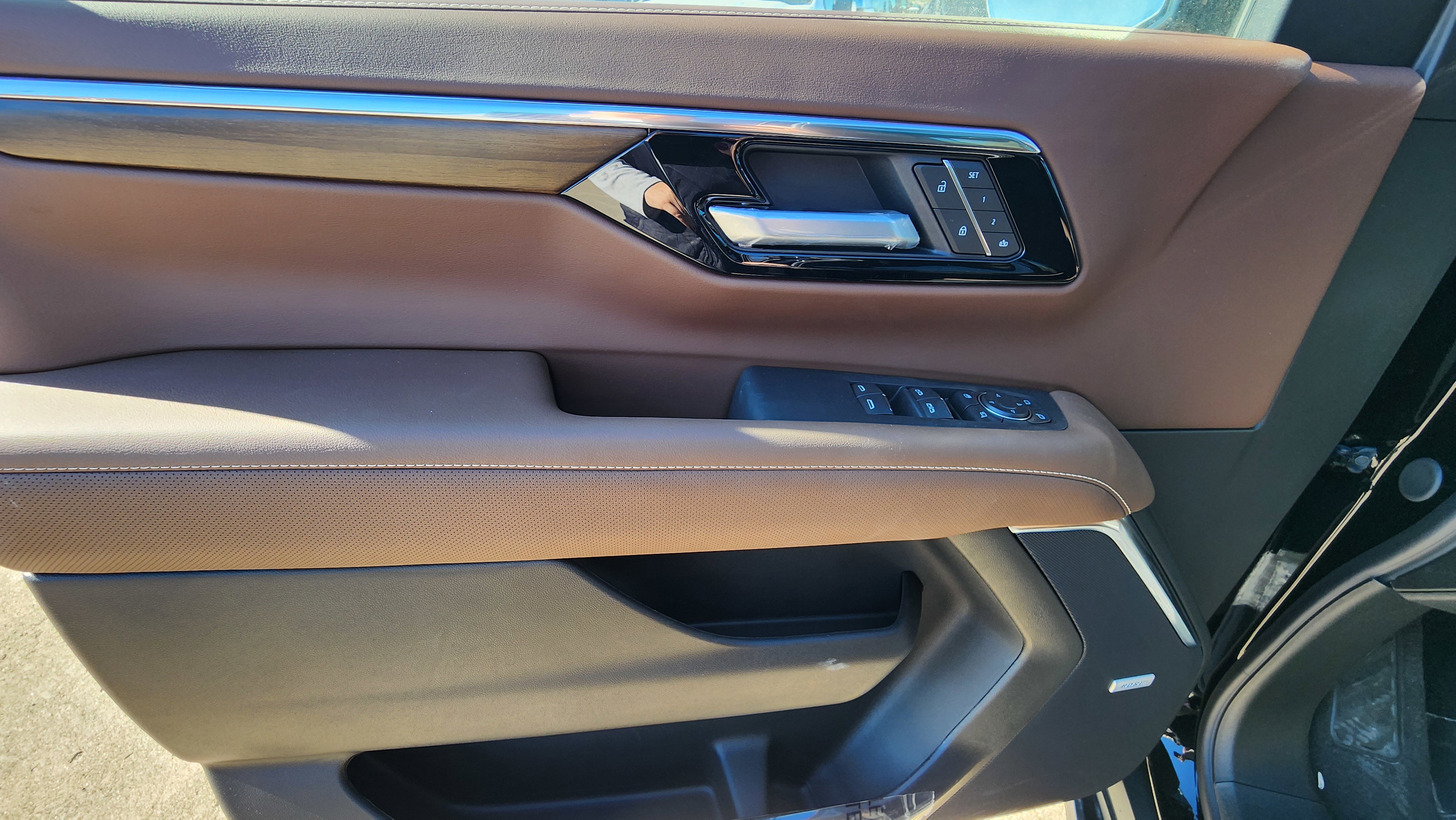 New 2026 Chevrolet Suburban High Country image 11