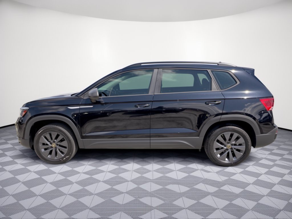 Used 2023 Volkswagen Taos S FWD image 2