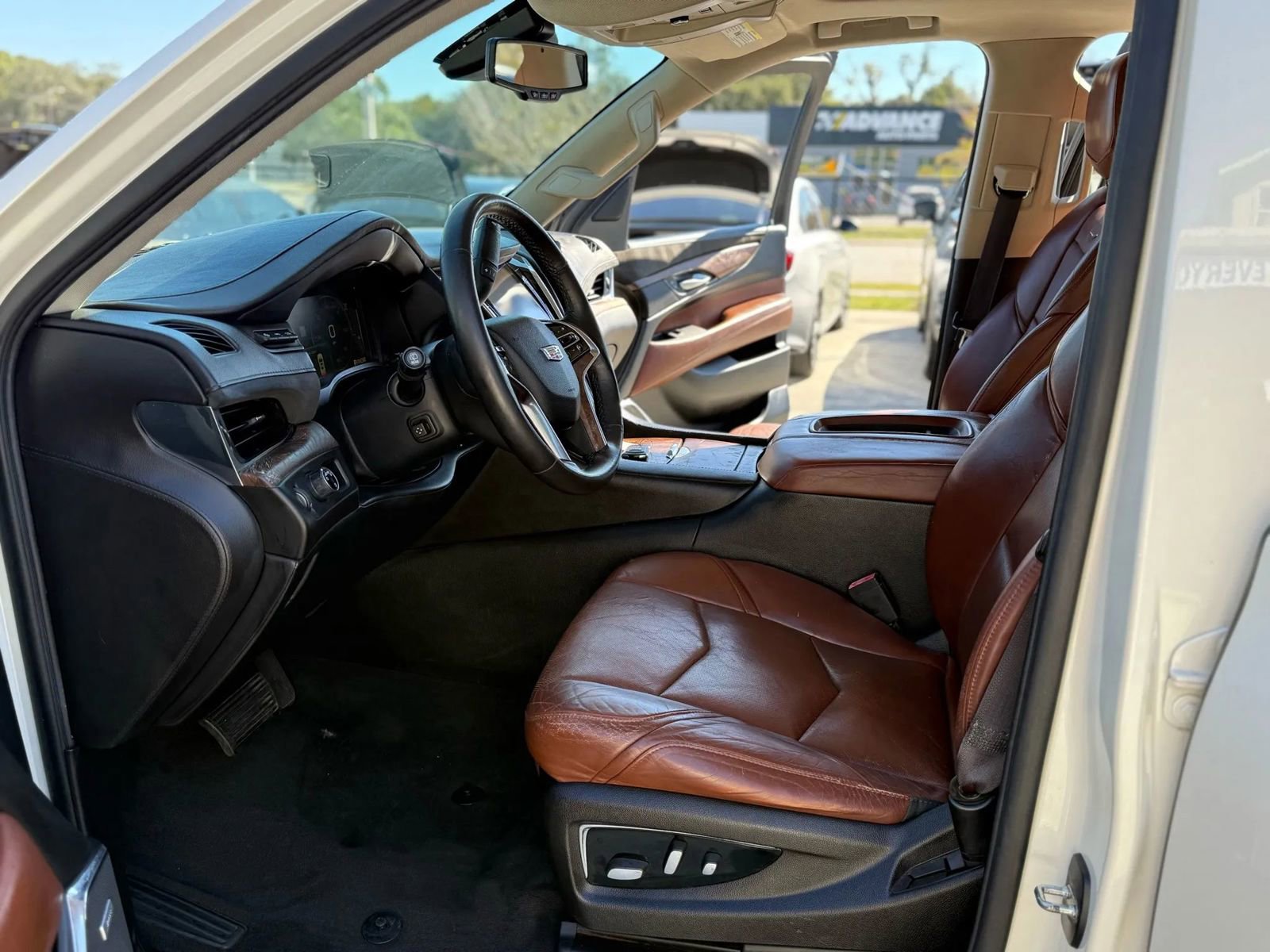 Used 2015 Cadillac Escalade ESV Premium image 14