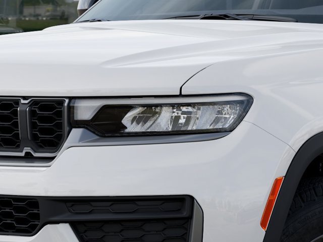 New 2027 Jeep Grand Cherokee 4WD image 10