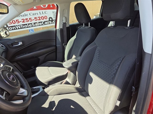 Used 2018 Jeep Compass Sport image 8