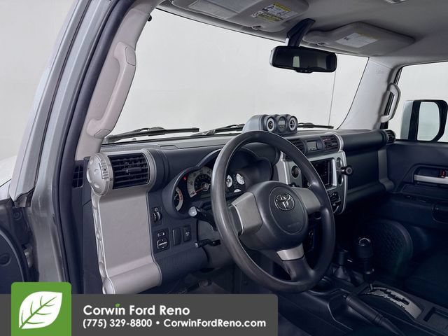 Used 2010 Toyota FJ Cruiser 4WD image 9