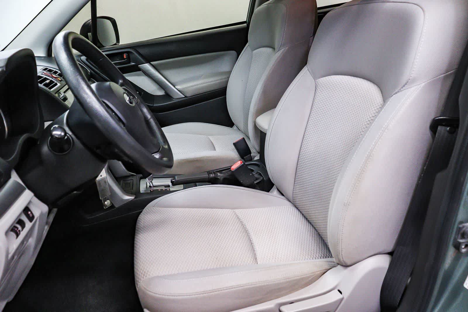 Used 2016 Subaru Forester 2.5i w/ Alloy Wheel Package AWD/4WD image 18