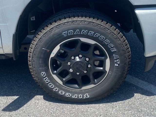 New 2025 RAM 2500 Laramie AWD/4WD image 11