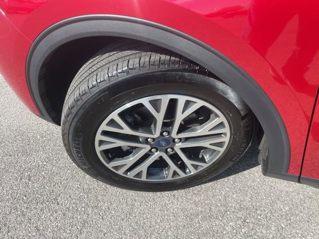 Used 2020 Ford Escape SEL image 15