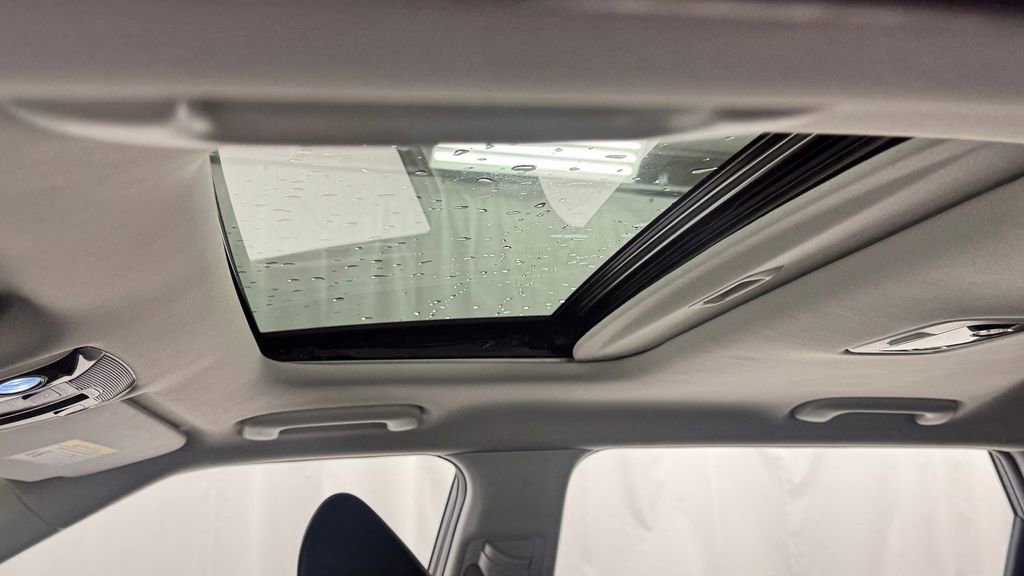 Used 2021 Kia Seltos SX w/ SX Sunroof Package image 35