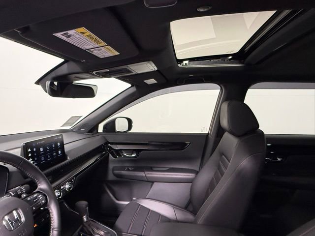 Used 2026 Honda CR-V Sport Touring image 32