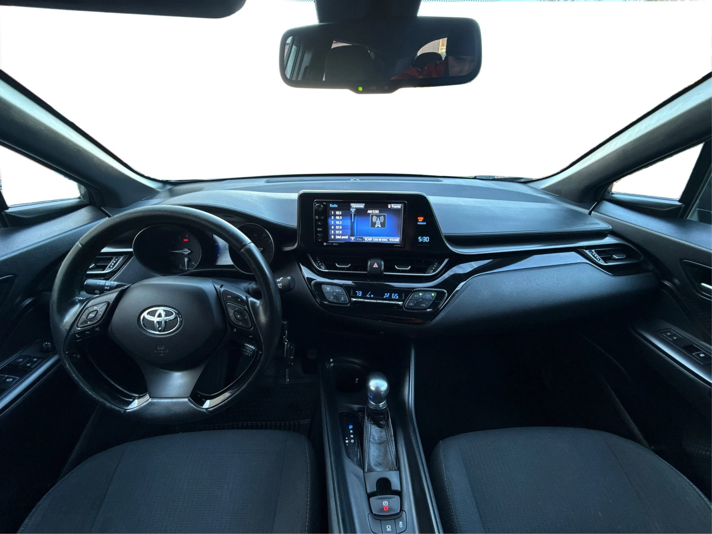Used 2018 Toyota C-HR XLE image 24