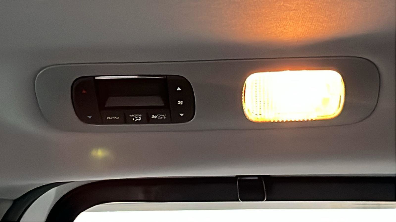 Used 2022 Honda Odyssey Elite image 21