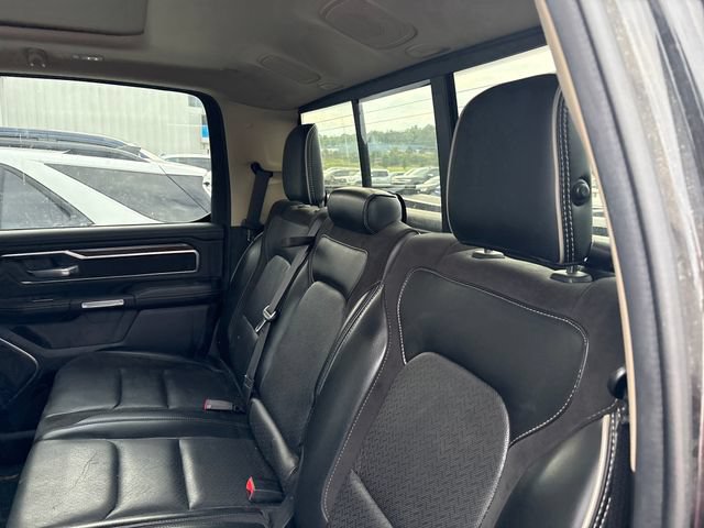 Used 2019 RAM 1500 Laramie AWD/4WD image 10