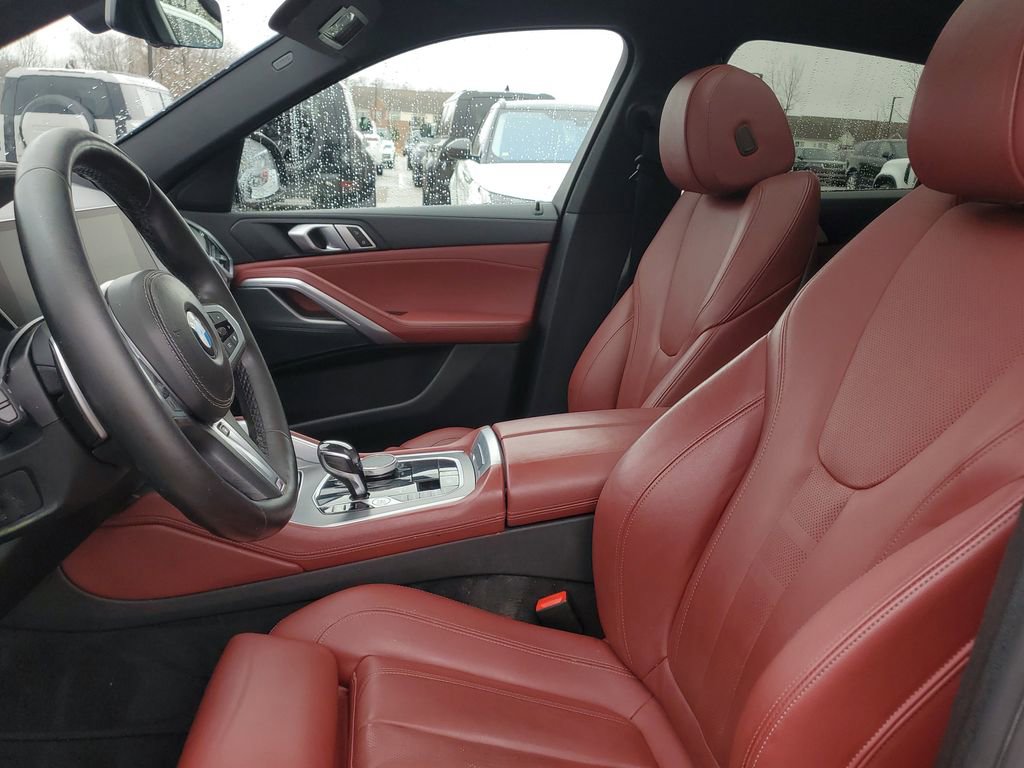 Used 2021 BMW X6 xDrive40i w/ M Sport Package image 9