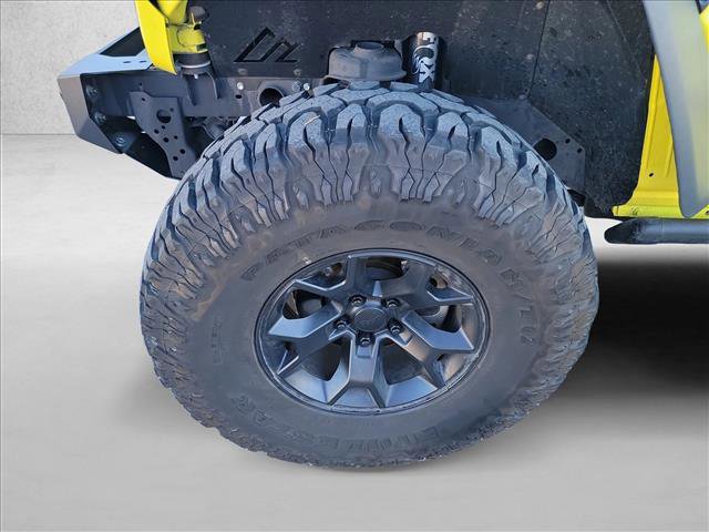 Used 2023 Jeep Wrangler Unlimited Rubicon w/ Cold Weather Group image 9