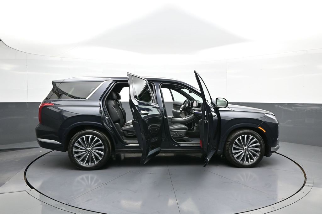 Used 2024 Hyundai Palisade Calligraphy image 44