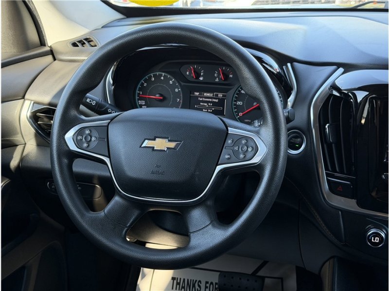 Used 2020 Chevrolet Traverse LS image 33