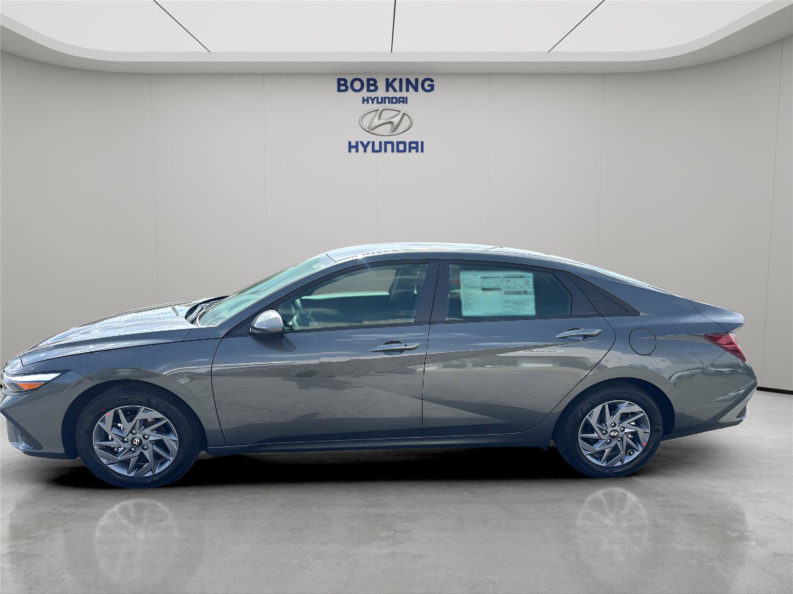 New 2026 Hyundai Elantra Blue FWD image 2
