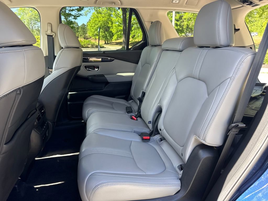 Used 2025 Honda Pilot Touring image 31