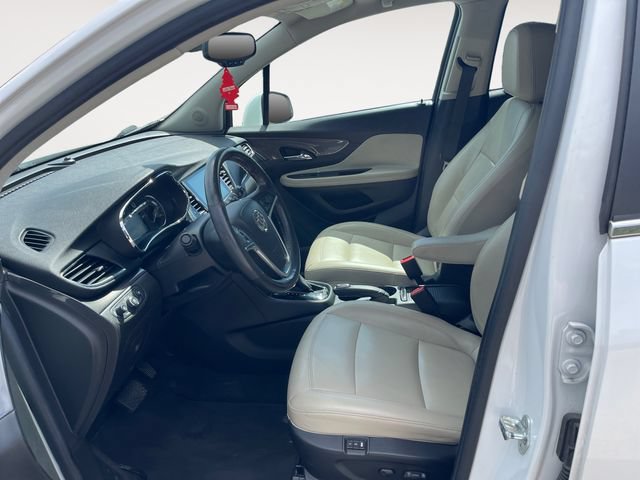 Used 2017 Buick Encore Essence FWD image 9