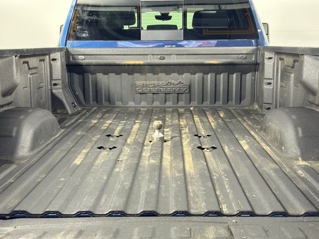 Used 2023 Chevrolet Silverado 3500 High Country image 15