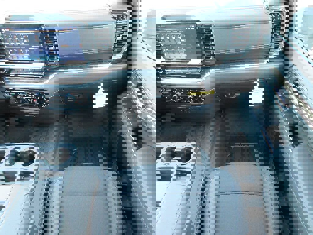 New 2026 Chevrolet Silverado 3500 LT w/ Convenience Package image 17