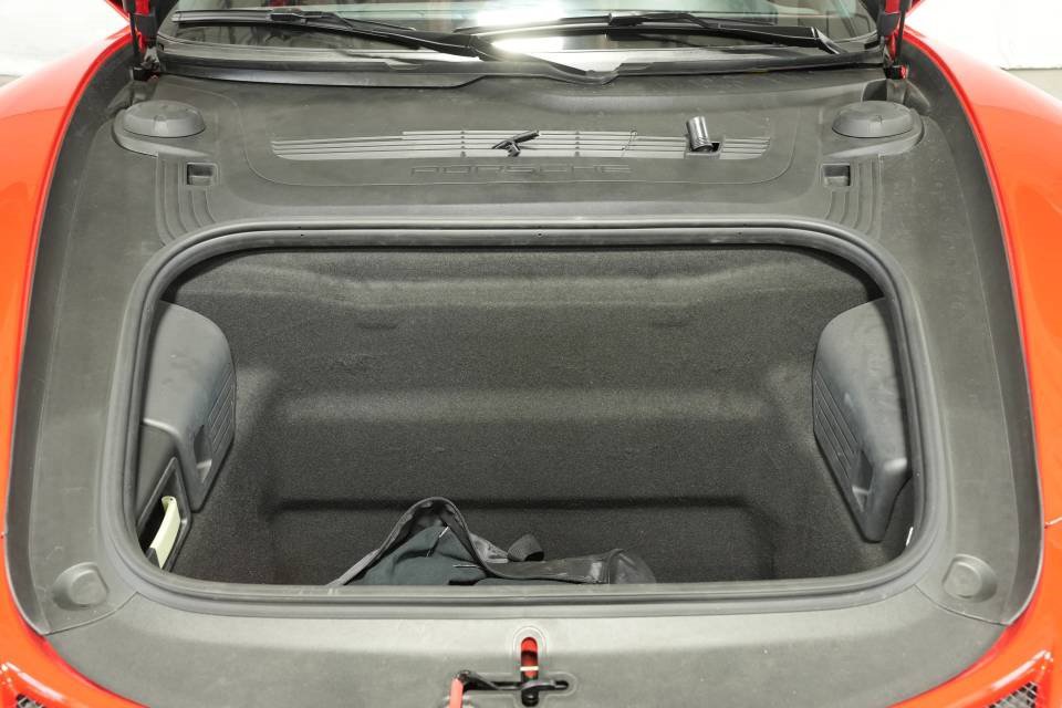 Used 2019 Porsche 911 Speedster image 28