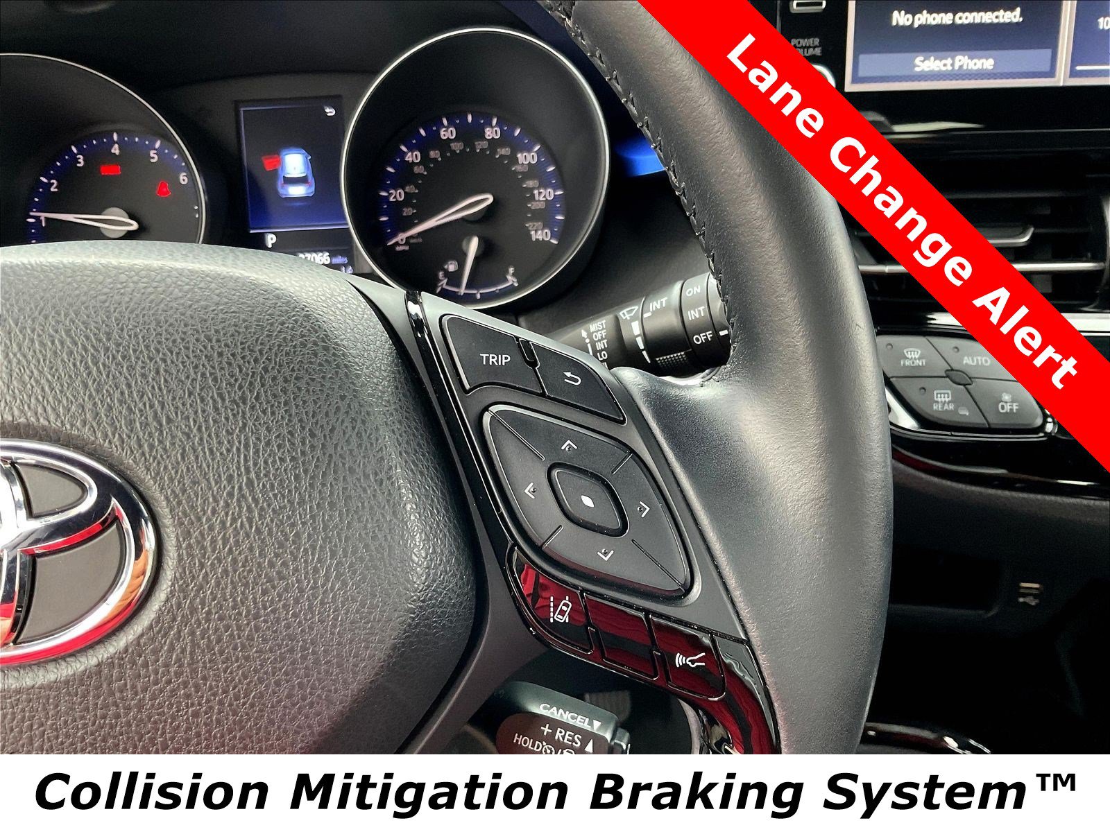 Used 2021 Toyota C-HR XLE FWD image 11