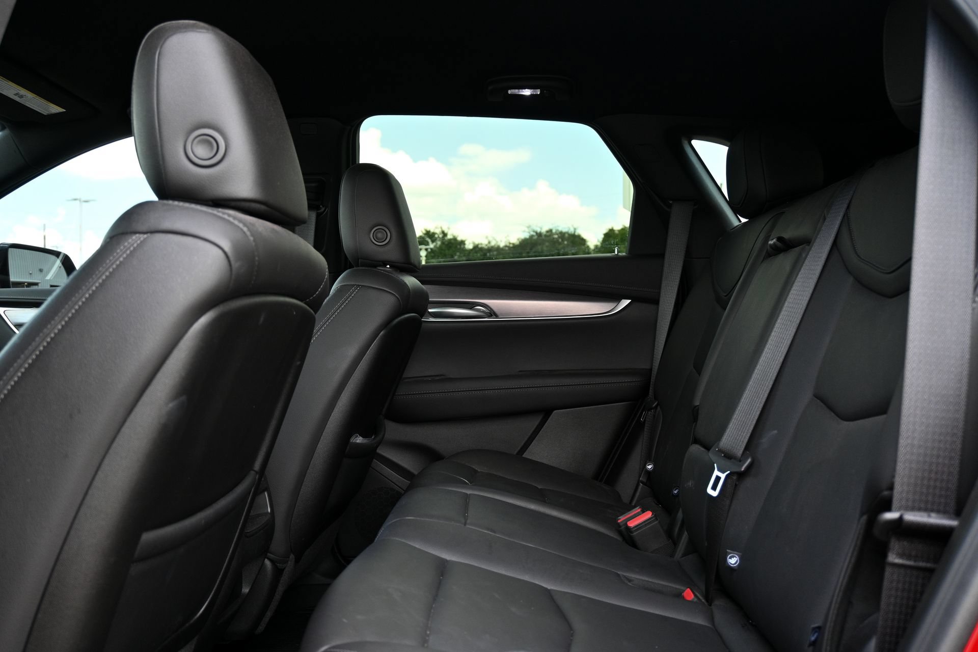 Certified 2025 Cadillac XT5 Luxury FWD image 21