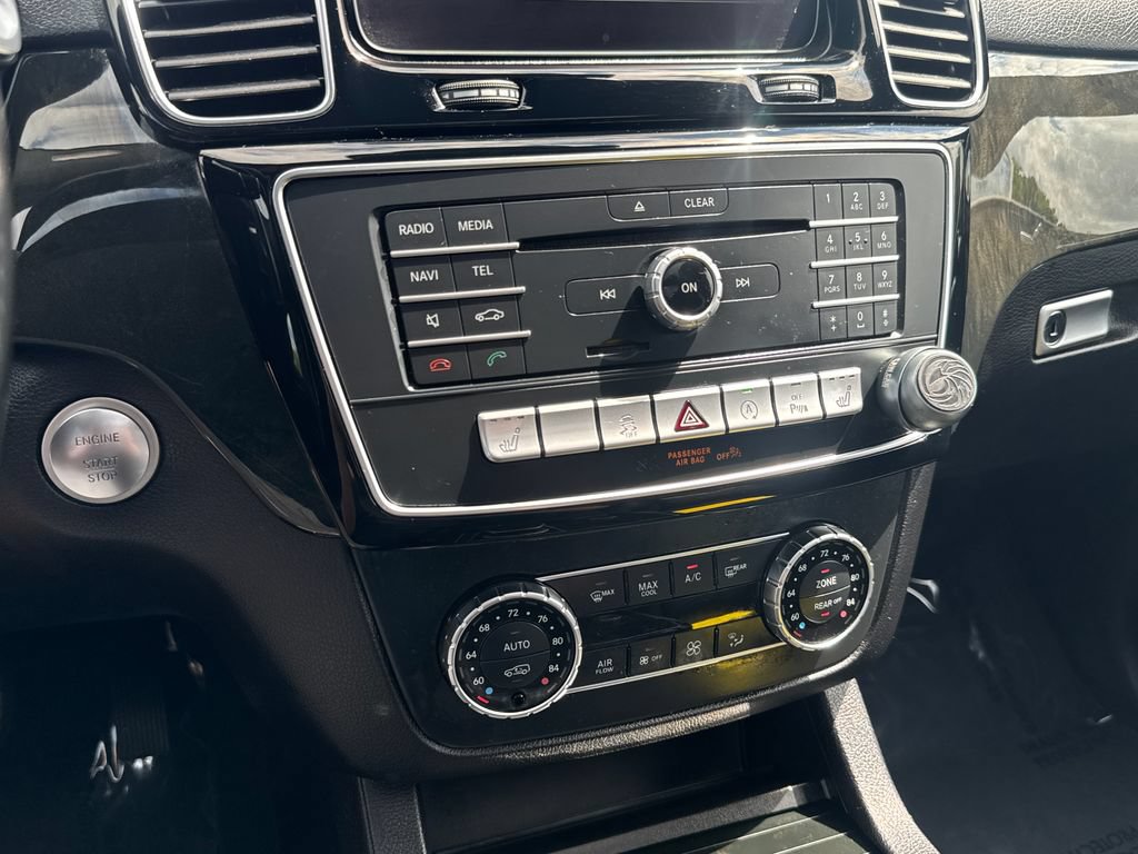 Used 2018 Mercedes-Benz GLS 450 4MATIC image 25