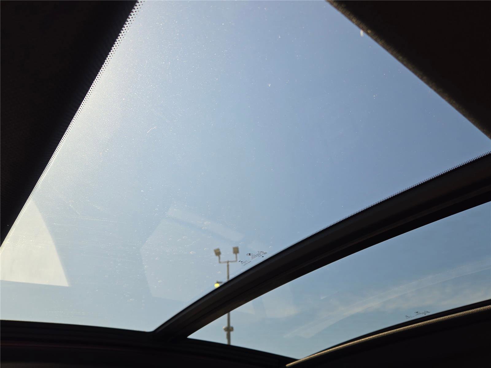 Used 2019 BMW X4 M40i w/ Premium Package image 29