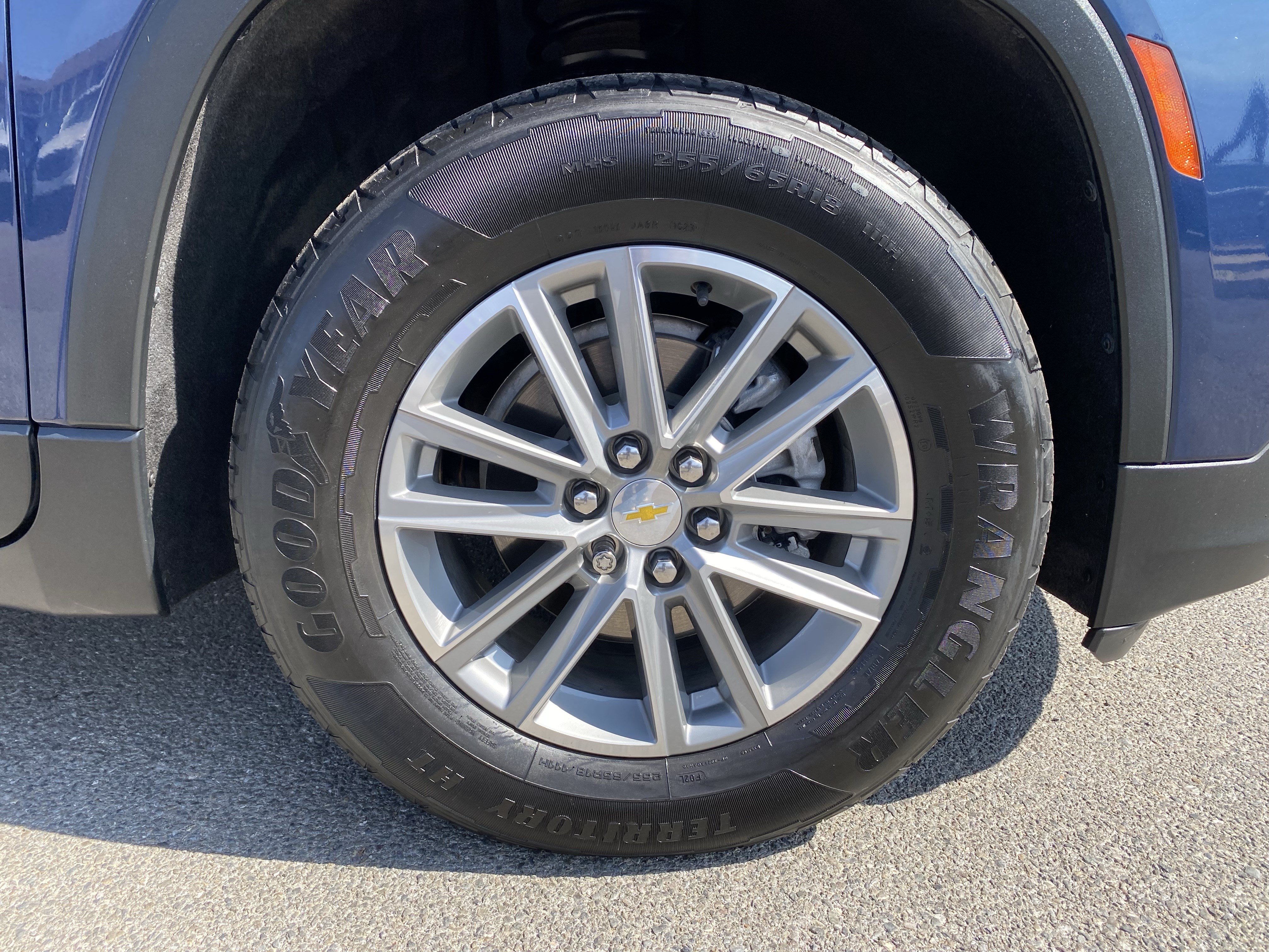 Used 2022 Chevrolet Traverse LT FWD image 10