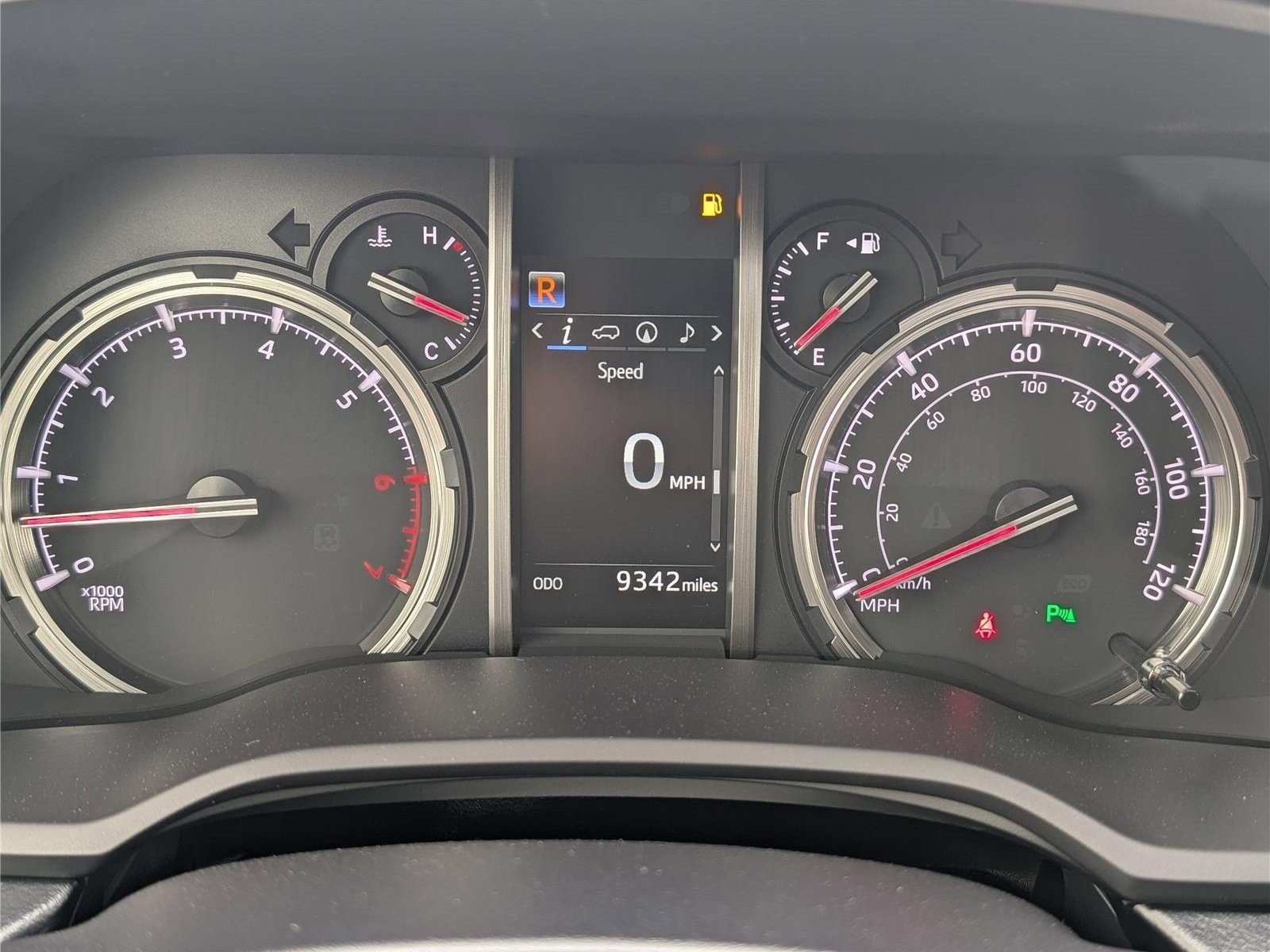 Used 2024 Toyota 4Runner Limited AWD/4WD image 34