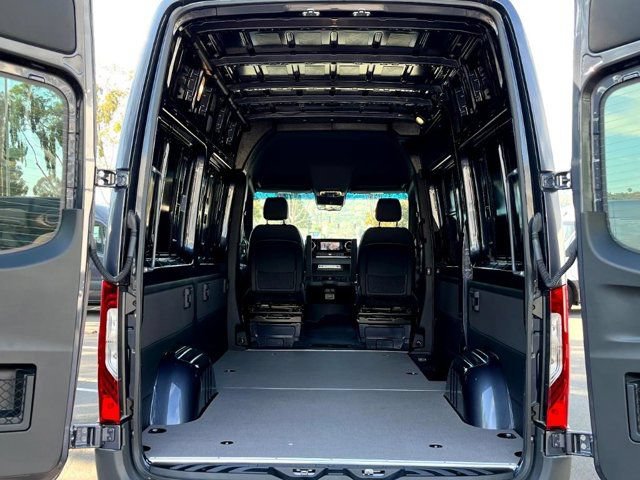 New 2024 Mercedes-Benz Sprinter 2500 image 21