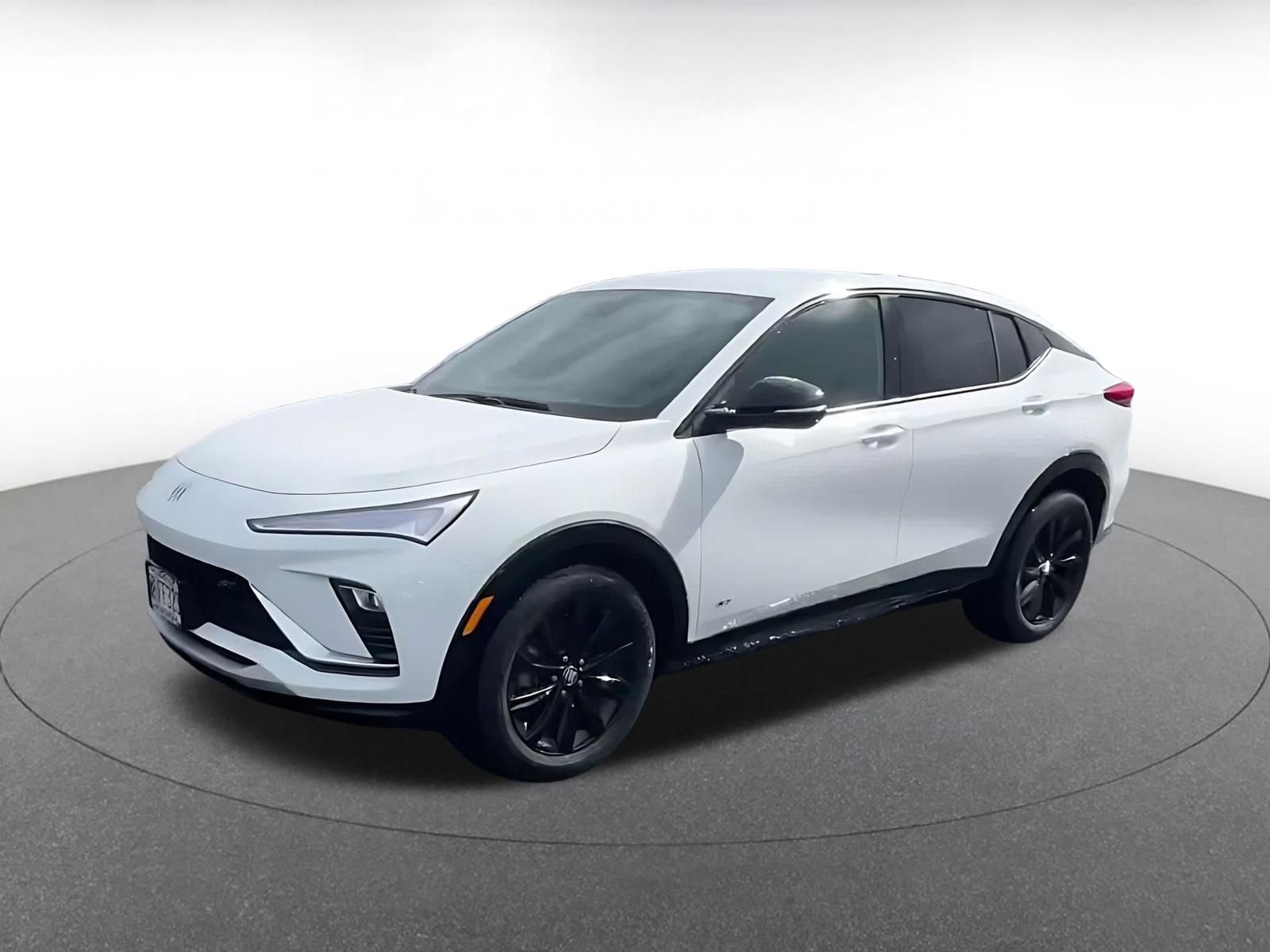 Used 2025 Buick Envista Sport Touring image 8