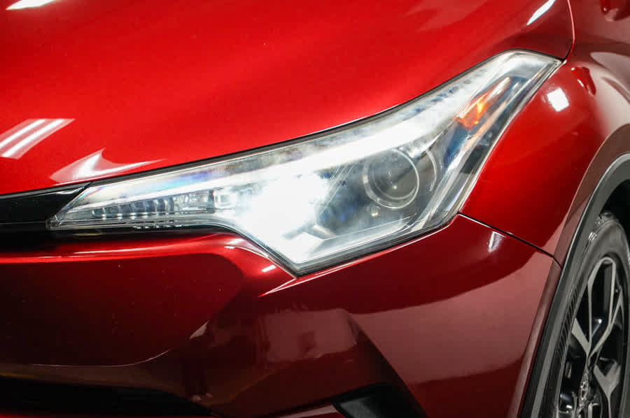 Certified 2018 Toyota C-HR XLE FWD image 8