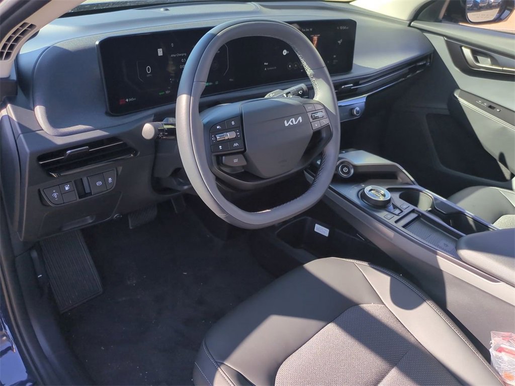 New 2025 Kia EV6 Light image 10