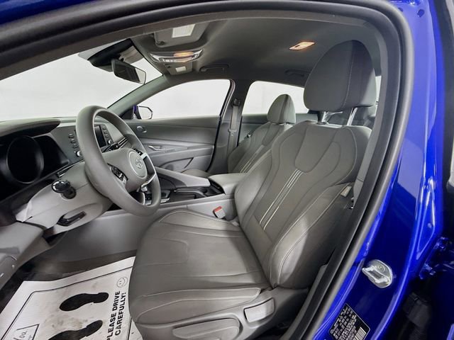 Used 2023 Hyundai Elantra SEL image 19
