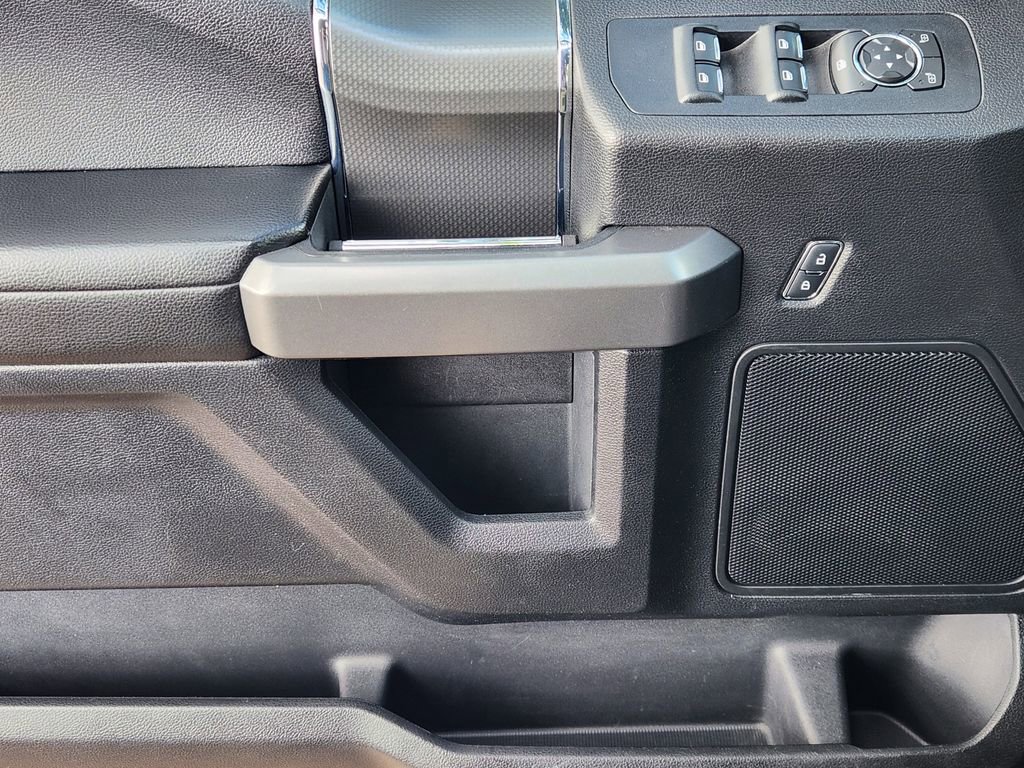 Used 2017 Ford F150 XLT w/ Equipment Group 302A Luxury RWD image 22