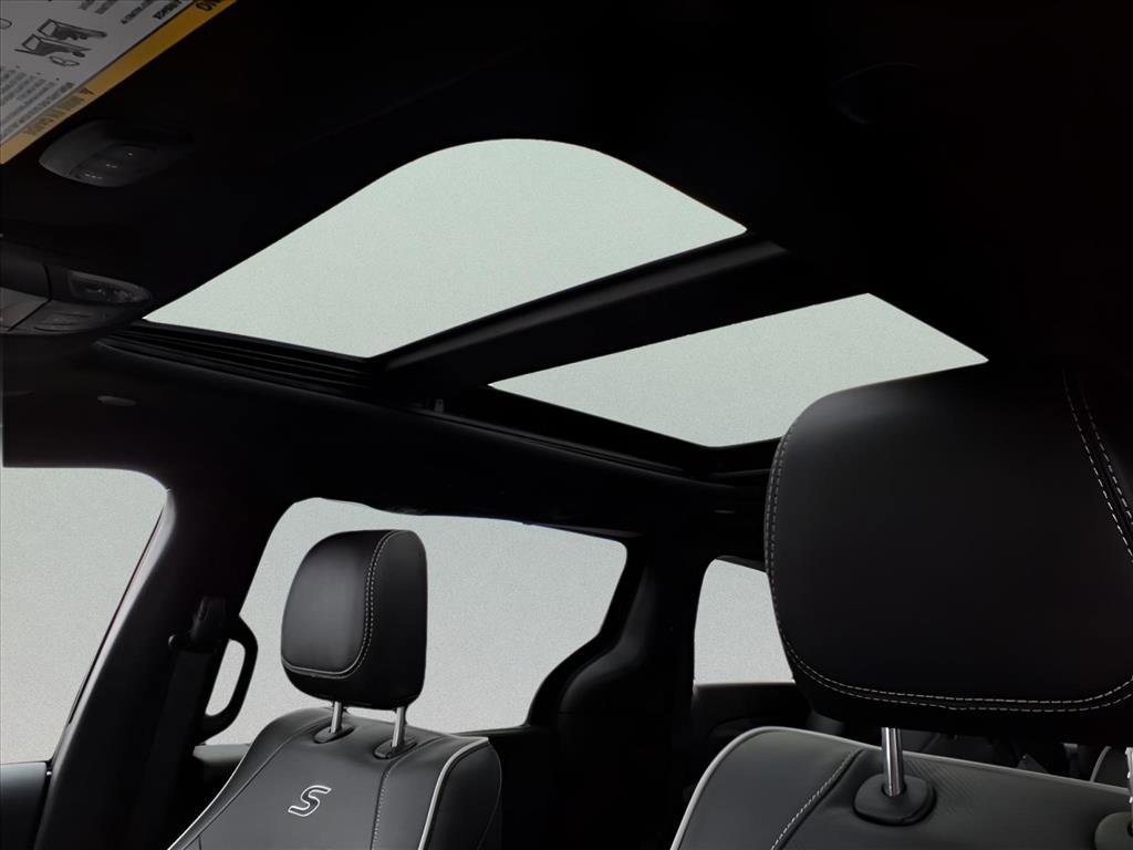 New 2026 Chrysler Pacifica Limited w/ S Appearance Package image 25